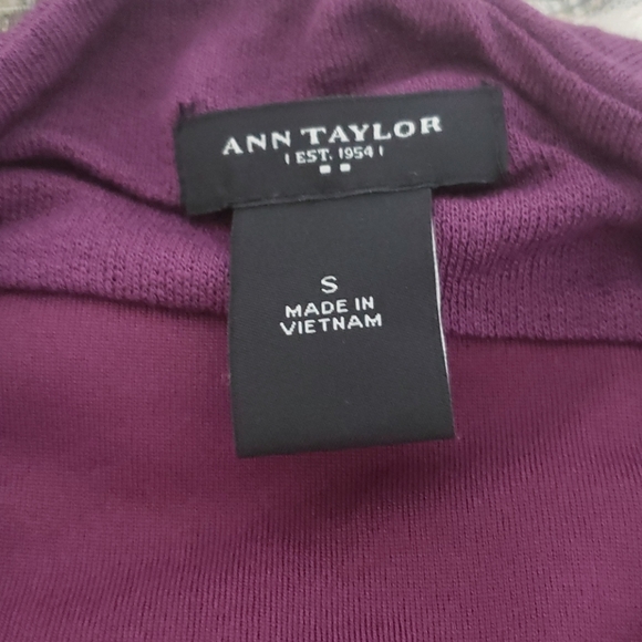 Ann Taylor purple shirt top - Picture 2 of 4